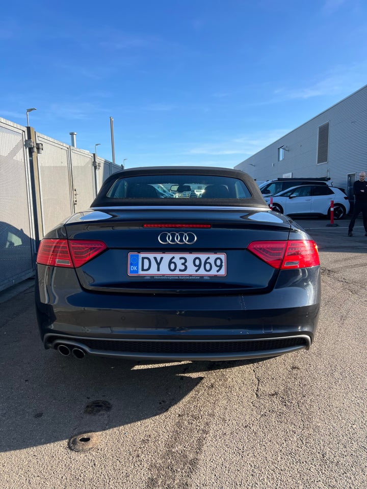 Audi A5 2,0 TDi S-line Cabriolet Multitr. 2d
