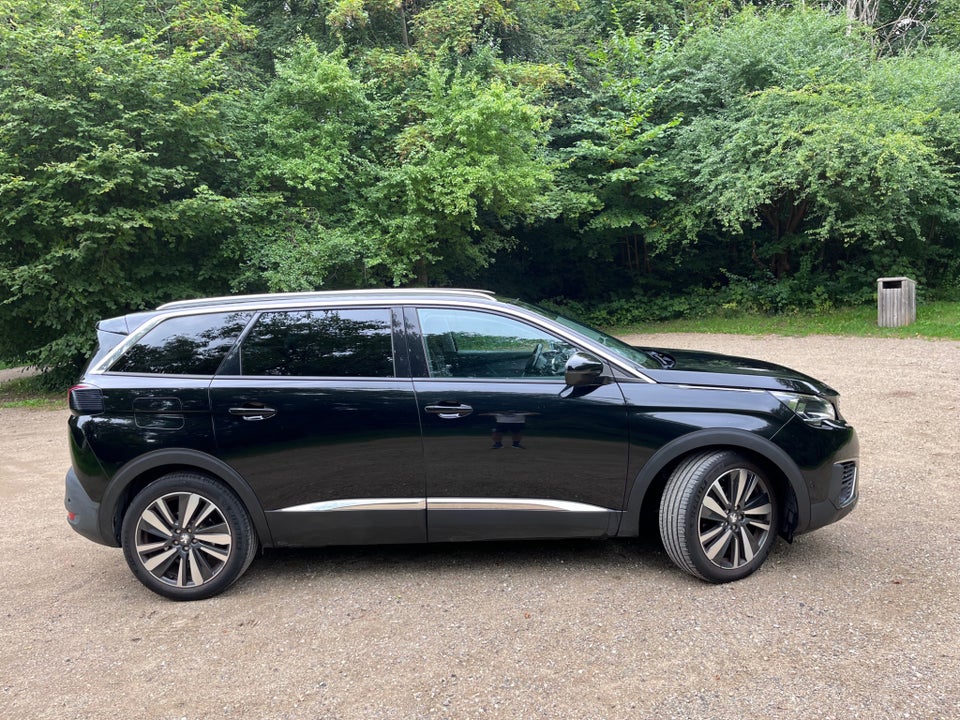 Peugeot 5008 1,5 BlueHDi 130 Allure 7prs 5d