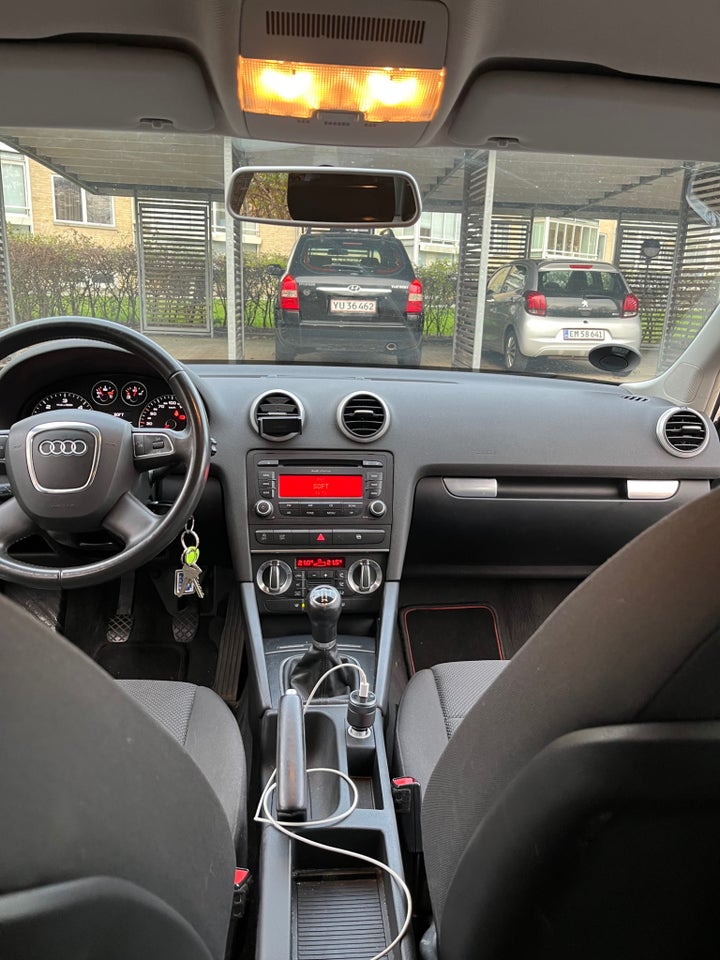 Audi A3 1,6 TDi Ambiente Sportback 5d