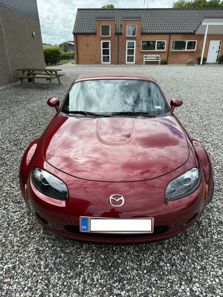 Mazda MX-5 2,0 Roadster Coupé 2d