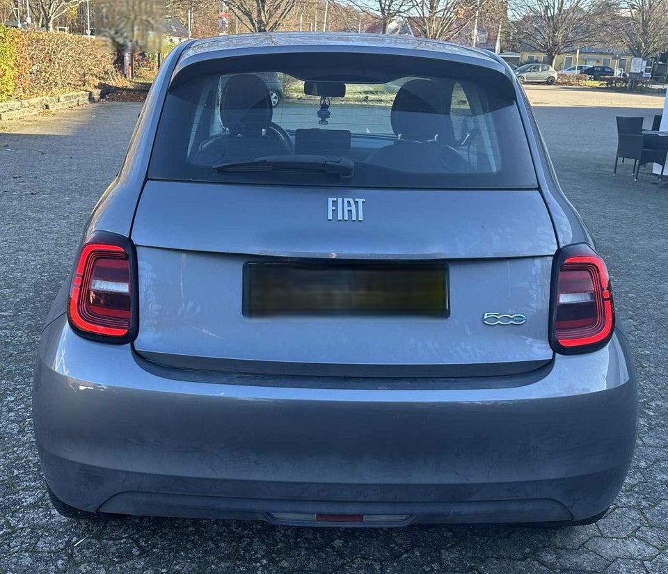 Fiat 500e 42 Icon 3d