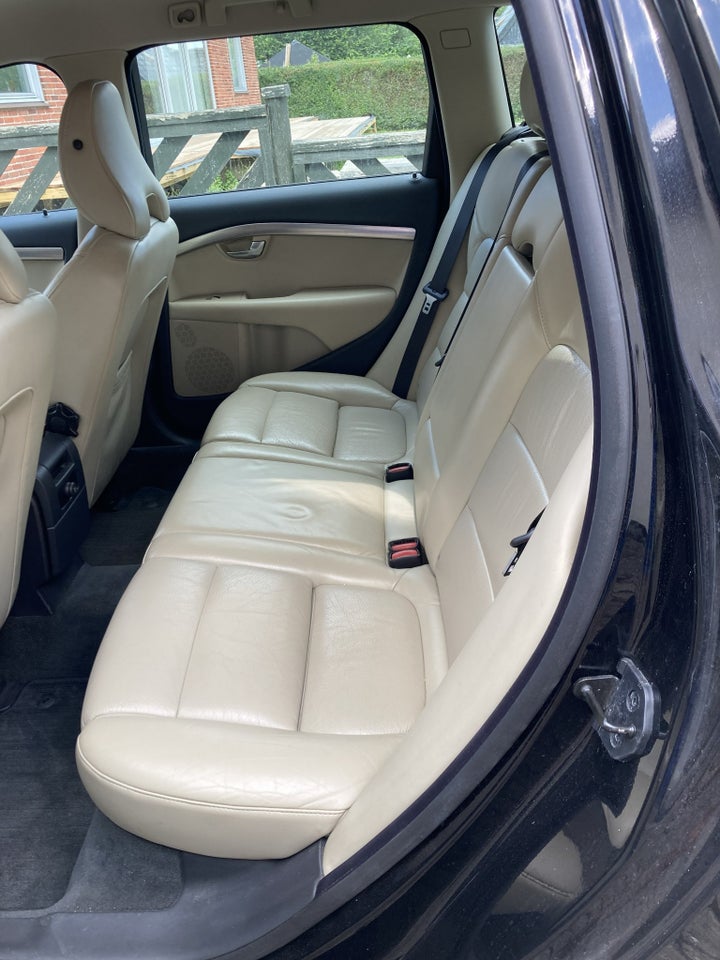 Volvo V70 2,5 T aut. 5d