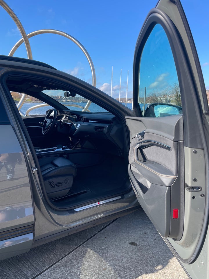 Audi e-tron 55 Black Edition S-line Sportback quattro 5d