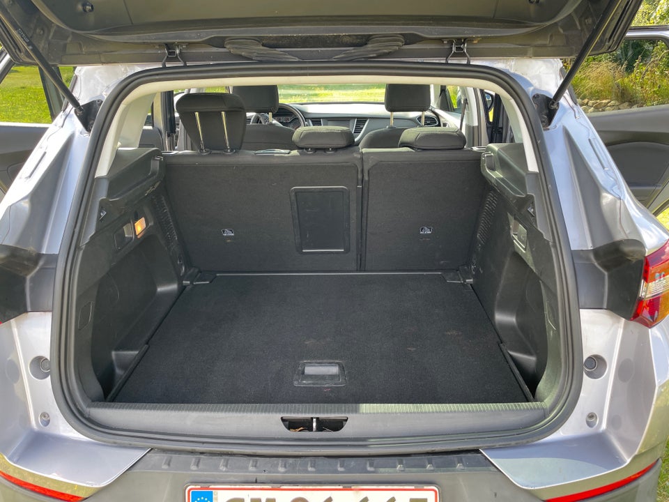 Opel Grandland X 1,2 T 130 Enjoy 5d