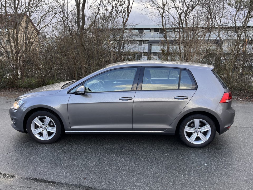 VW Golf VII 1,4 TSi 122 Highline BMT 5d