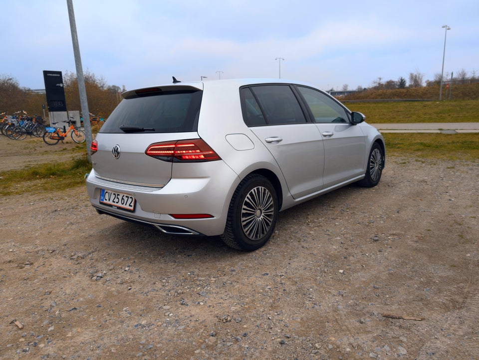 VW Golf VII 1,5 TSi 150 Highline DSG 5d