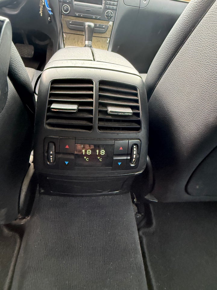 Mercedes E350 3,5 Elegance stc. aut. 5d