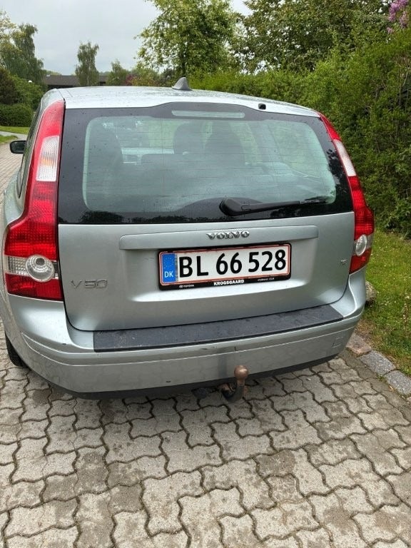 Volvo V50 1,8 Kinetic 5d