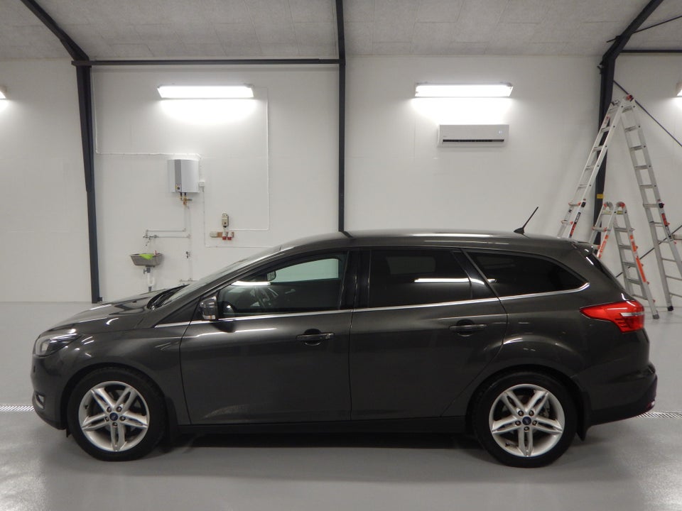 Ford Focus 1,5 SCTi 150 Titanium stc. 5d