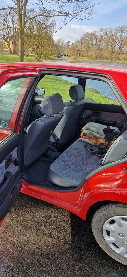 Peugeot 106 1,4 Cashmere 5d