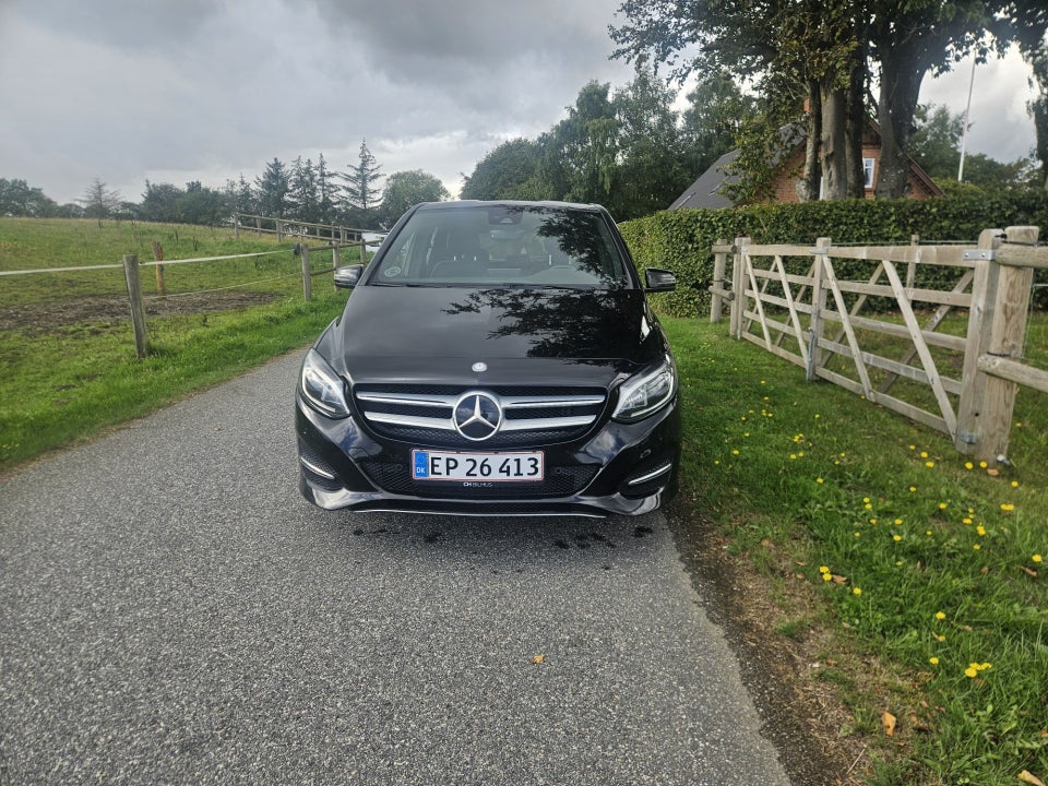 Mercedes B220 2,2 CDi aut. 5d