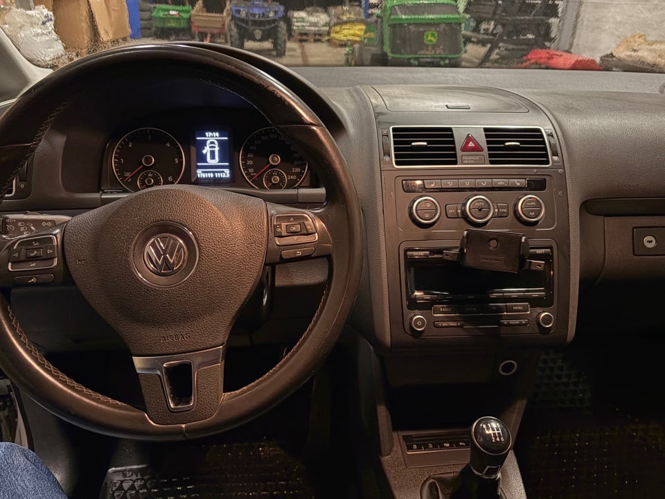 VW Touran 2,0 TDi 140 Comfortline BMT Van 5d