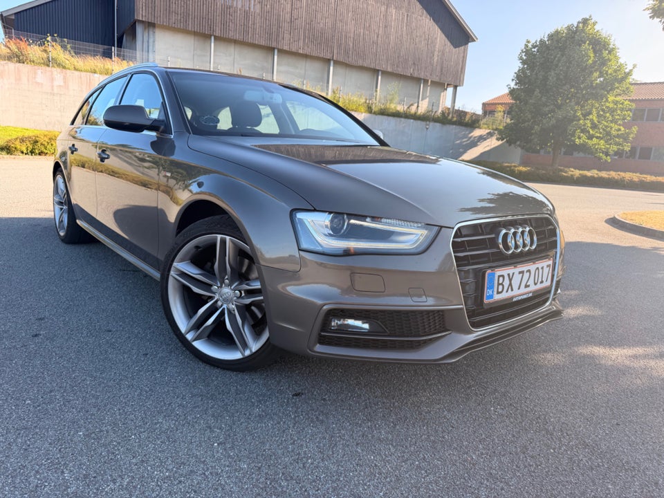 Audi A4 2,0 TDi 150 S-line Avant Multitr. 5d