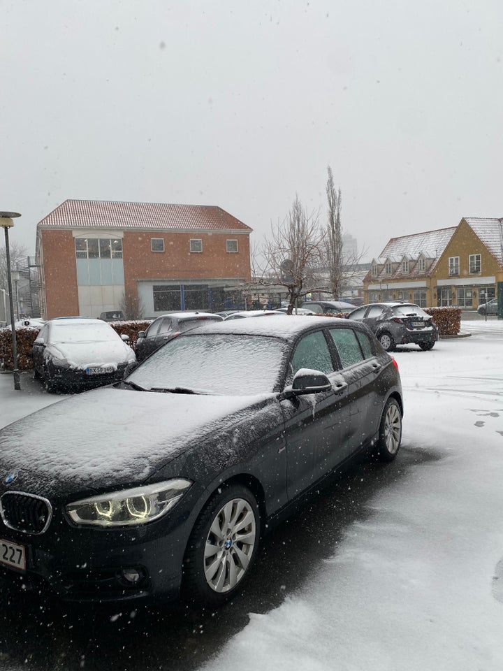 BMW 118i 1,5 Sport Line aut. 5d