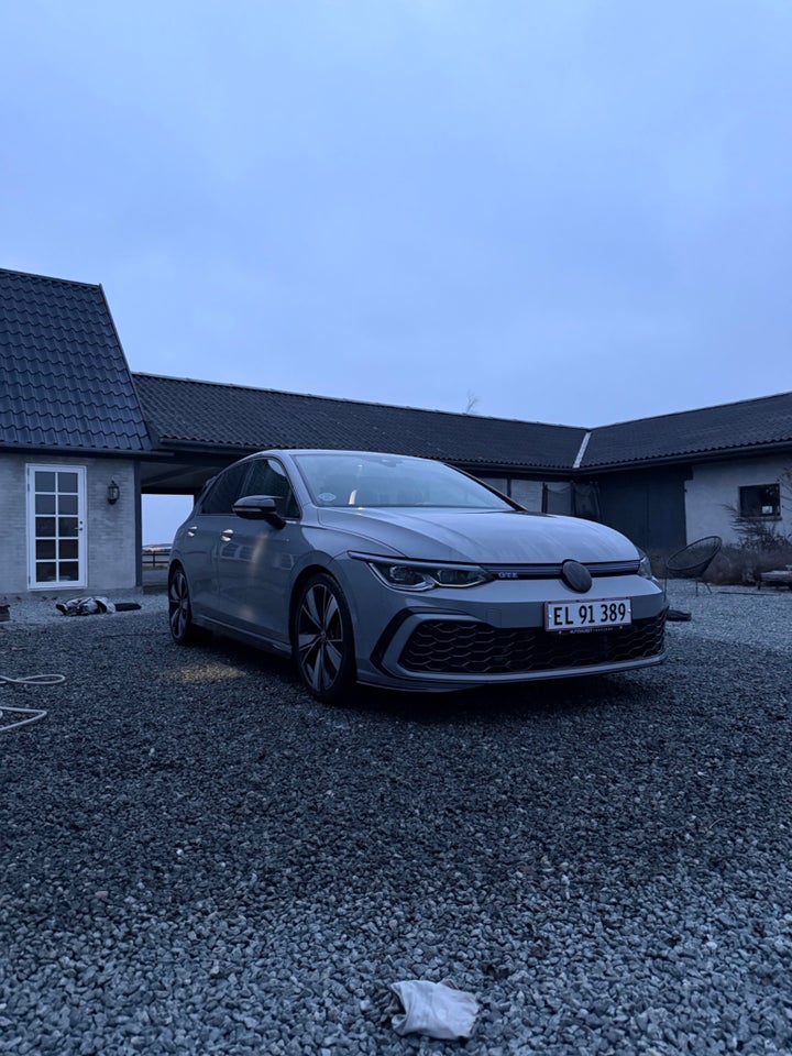 VW Golf VIII 1,4 GTE DSG 5d