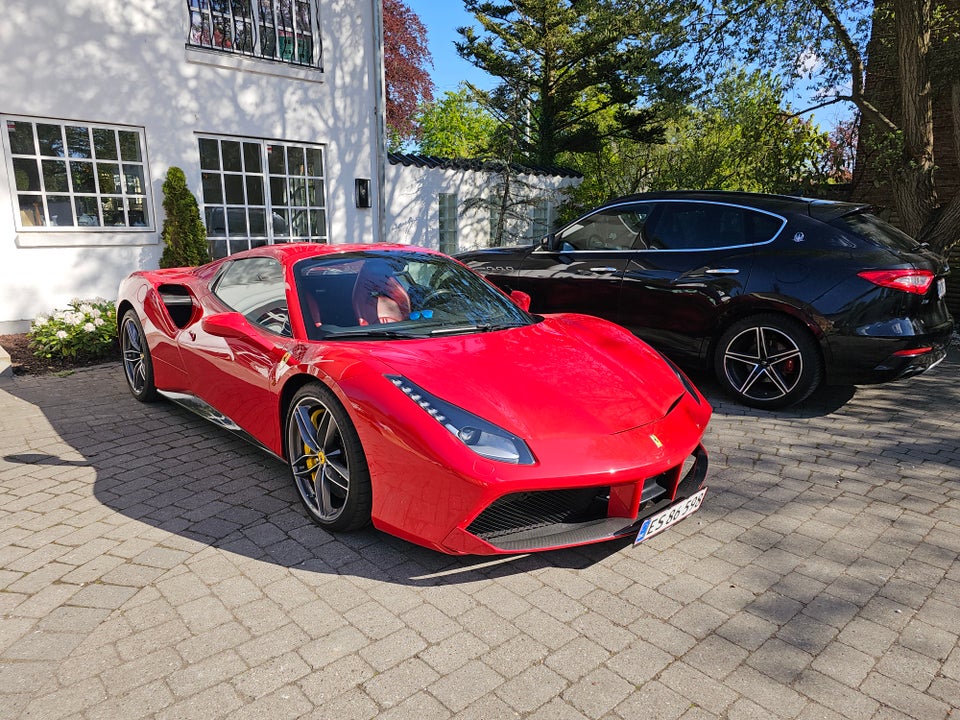 Ferrari 488 Spider 3,9 DCT 2d