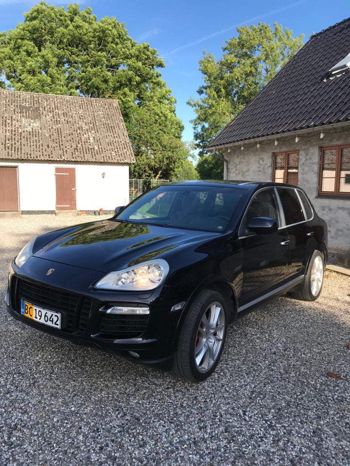 Porsche Cayenne Turbo 4,8 Tiptr. Van 5d