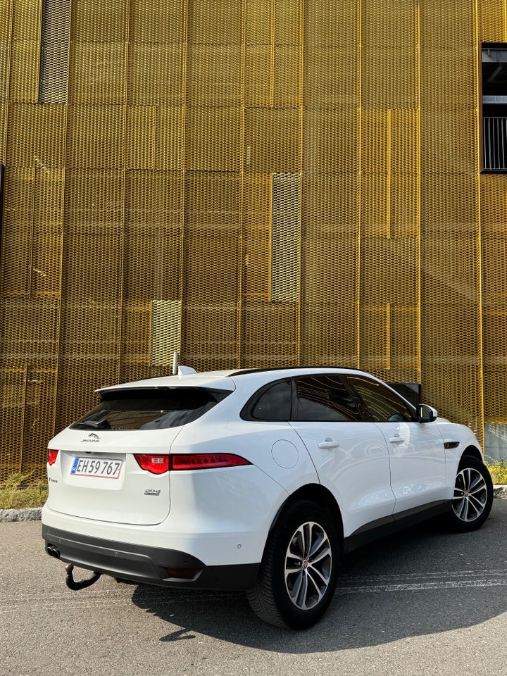Jaguar F-Pace 2,0 D180 Prestige aut. AWD 5d