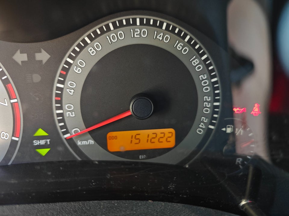 Toyota Auris 1,6 T2 5d
