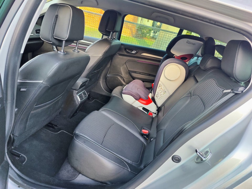 Renault Megane IV 1,5 dCi 115 Bose Edition Sport Tourer EDC 5d