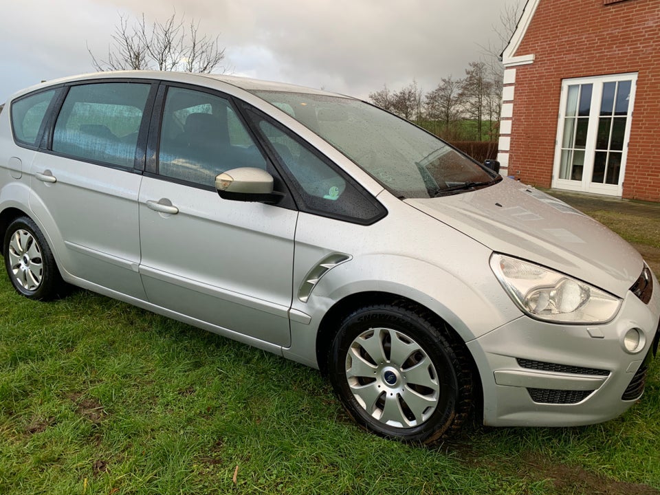 Ford S-MAX 2,0 TDCi 140 Trend aut. 7prs 5d