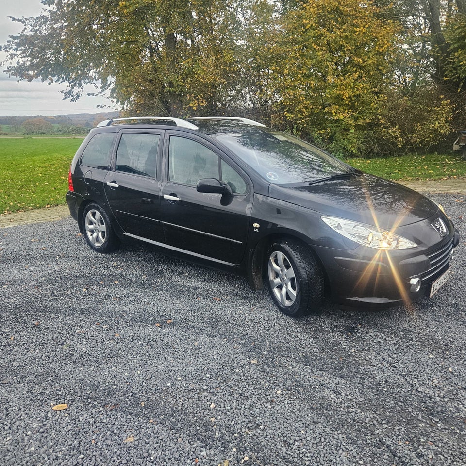 Peugeot 307 2,0 SW 7prs 5d