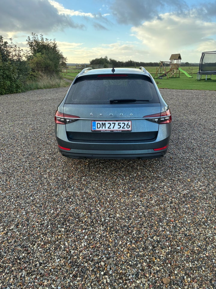Skoda Superb 2,0 TDi 150 Business Executive Combi DSG 5d