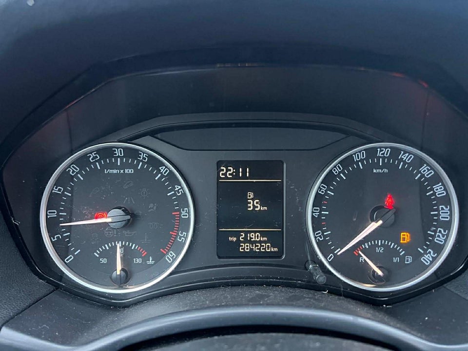 Skoda Octavia 1,6 TDi 105 Active Combi 5d