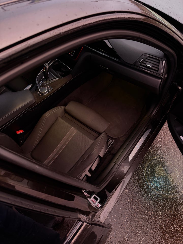 BMW 330e 2,0 iPerformance M-Sport aut. 4d