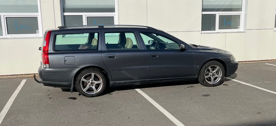 Volvo V70 2,4 20V 5d