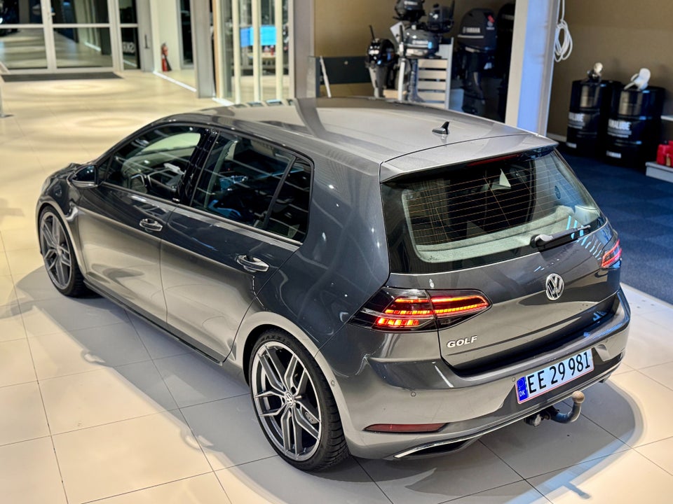 VW Golf VII 1,6 TDi 115 IQ.Drive DSG 5d