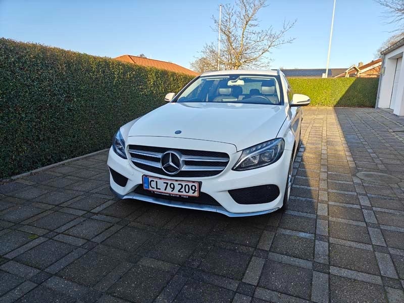 Mercedes C220 d 2,2 AMG Line stc. aut. 5d