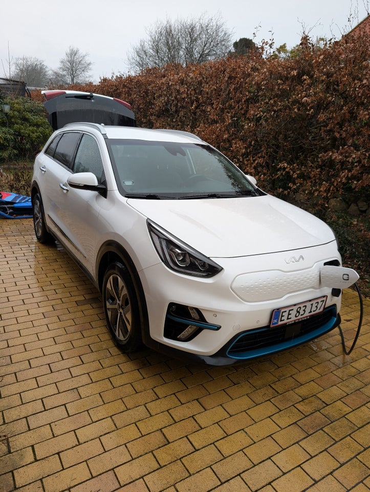 Kia e-Niro 64 Advance 5d