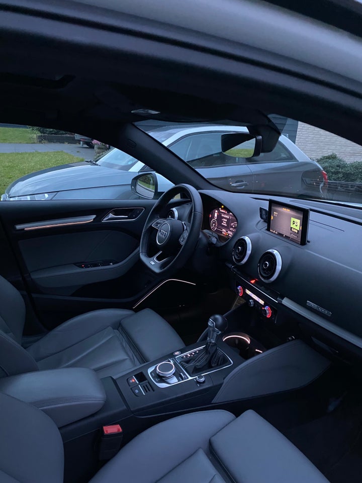 Audi A3 1,4 e-tron S-line Sportback S-tr. 5d