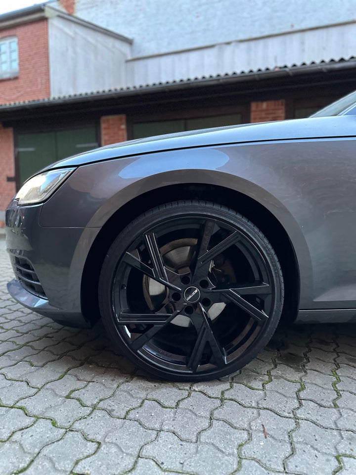 Audi A4 2,0 TDi 150 Avant S-tr. 5d