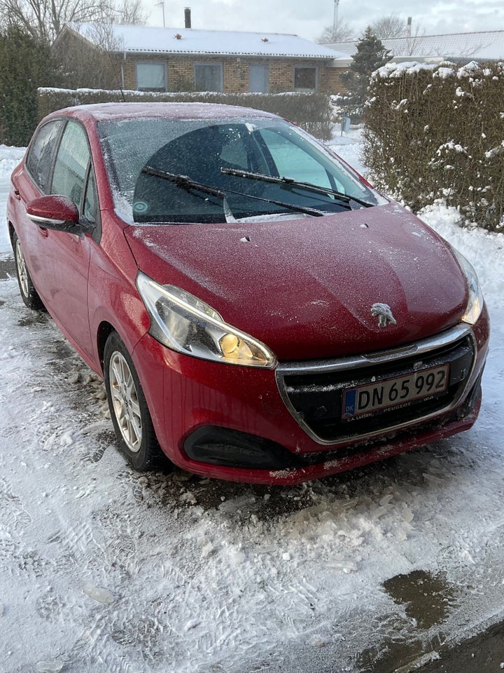 Peugeot 208 1,6 BlueHDi 100 Active 5d
