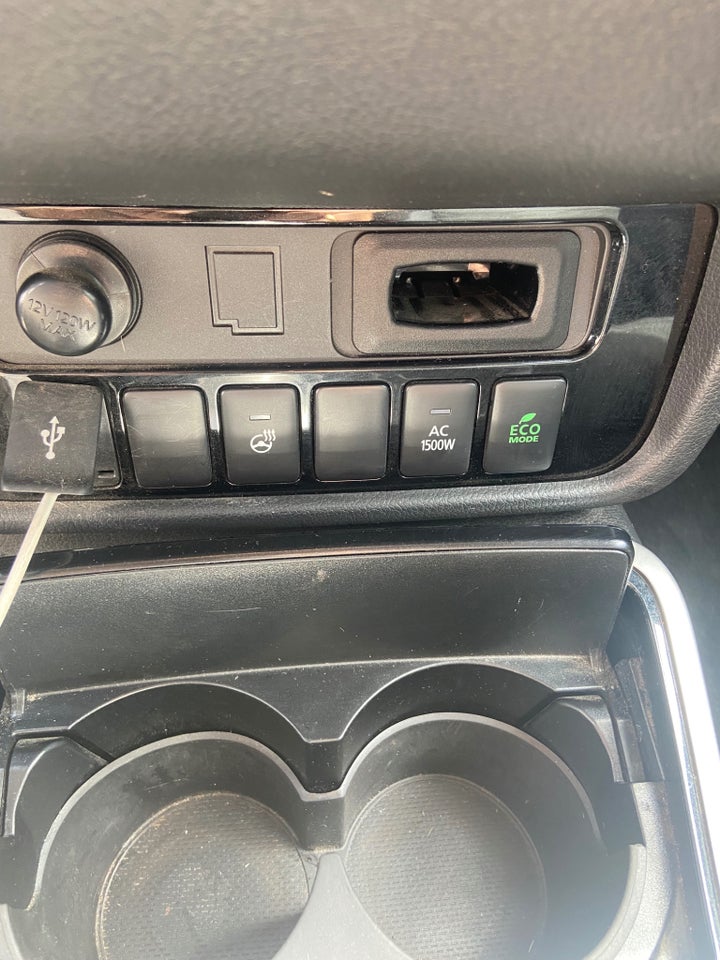 Mitsubishi Outlander 2,4 PHEV Intense CVT 4WD 5d