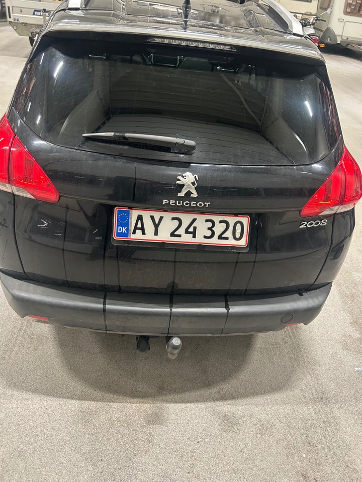 Peugeot 2008 1,2 VTi 82 Active Sky 5d