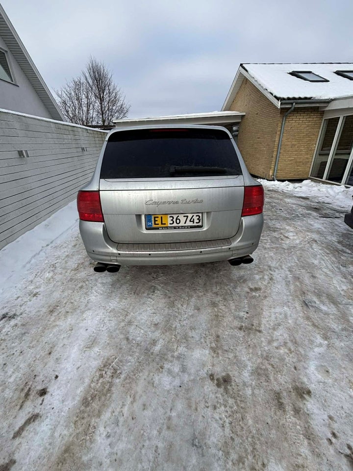 Porsche Cayenne Turbo 4,5 Tiptr. Van 5d