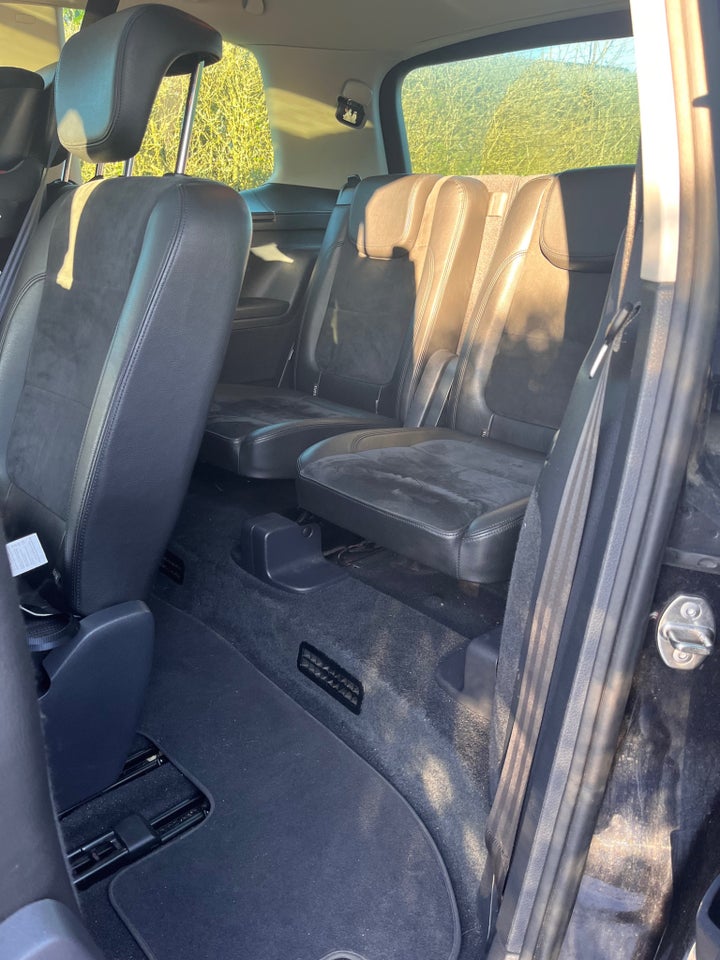 VW Sharan 2,0 TDi 140 Highline DSG BMT 7prs 5d