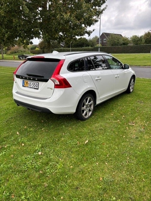 Volvo V60 1,6 DRIVe Kinetic Van 5d