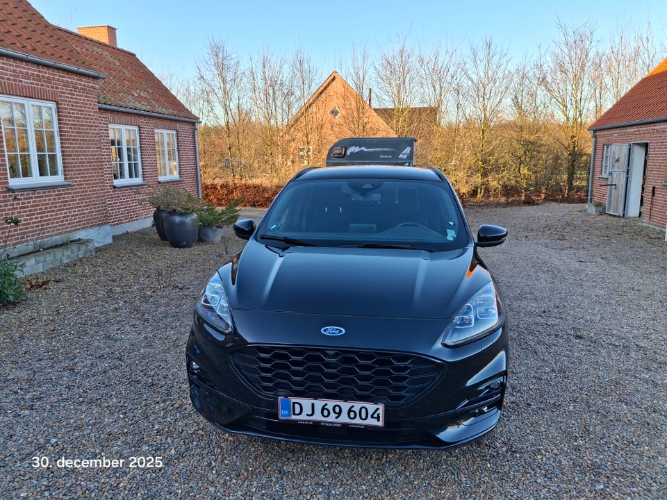 Ford Kuga 2,5 PHEV ST-Line X CVT 5d