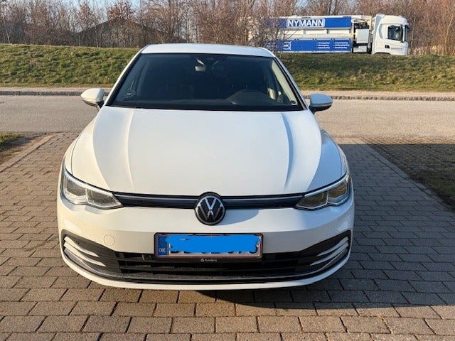 VW Golf VIII 1,4 eHybrid DSG 5d