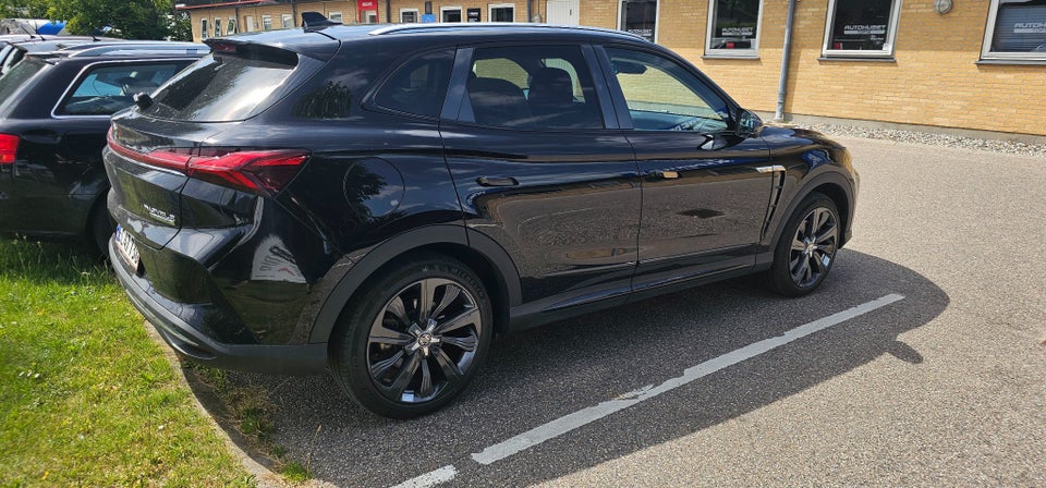 MG Marvel R Performance 5d