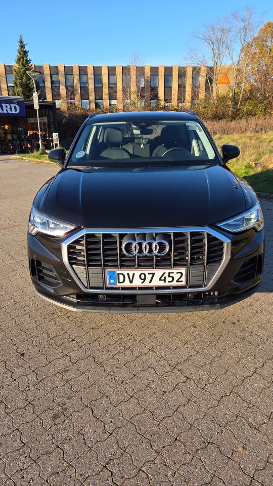 Audi Q3 45 TFSi e Attitude plus S-tr. 5d