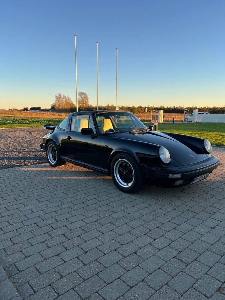 Porsche 911 3,2 Targa 2d
