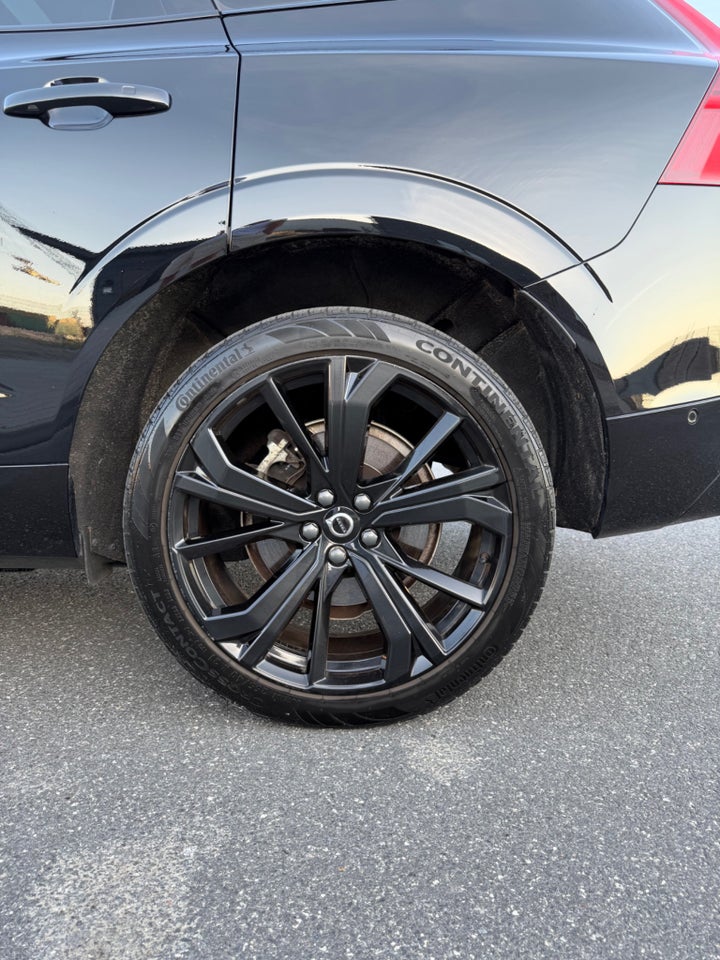 Volvo XC60 2,0 T6 ReCharge Black Edition aut. AWD 5d