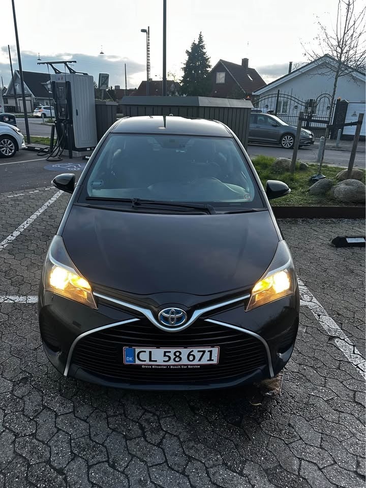 Toyota Yaris 1,5 Hybrid H2 Komfort e-CVT 5d