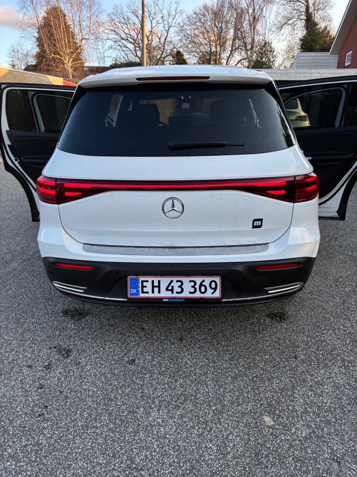 Mercedes EQB250+ Progressive 5d