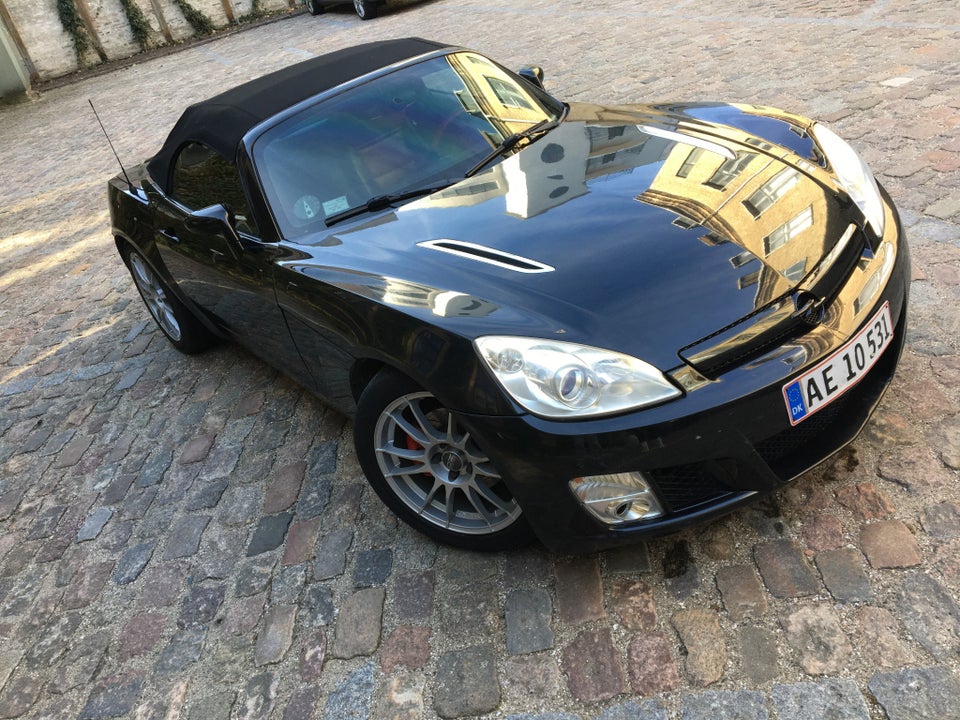 Opel GT 2,0 Turbo Cabriolet 2d